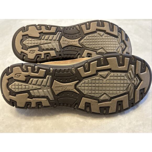 Skechers Men’s Shoes Size 10 Brown Tan Loafers Slip On Relaxed Fit Memory Foam - Picture 8 of 10